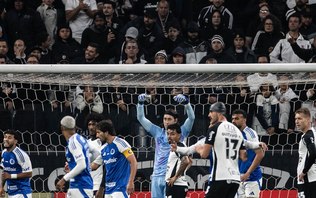 Homenagem a Cássio gera críticas da torcida do Corinthians