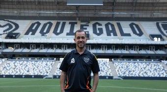 Dirigente%20do%20Atl%C3%A9tico-MG%20abre%20o%20jogo%20em%20entrevista%20exclusiva