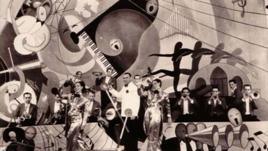 Com Oscarito e Carmen Miranda, 'Alô, Alô, Carnaval' (1936) conta a história de dois autores que tentam lançar uma revista cultural