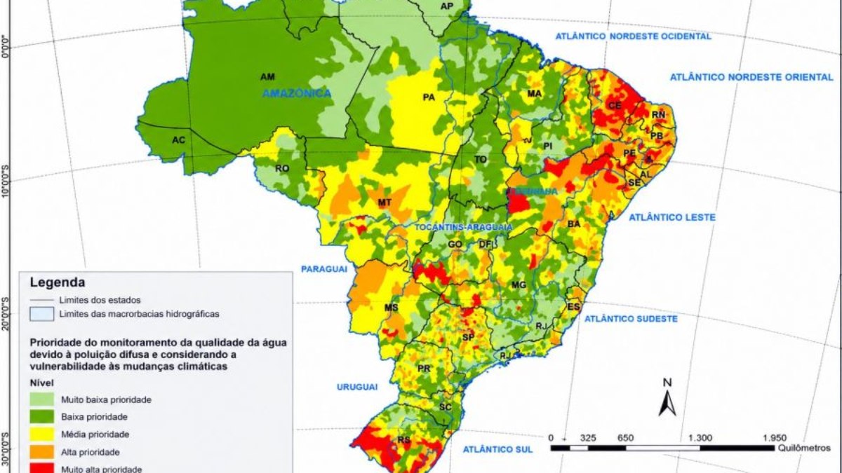Vulnerabilidade às mudanças climáticas, considerando o balanço hídrico quantitativo e a erodibilidade do solo à erosão hídrica por município.