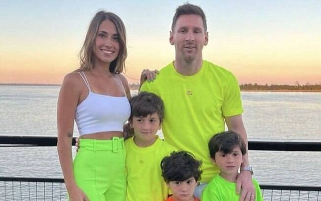 Lionel Messi aproveita descanso com família na Argentina