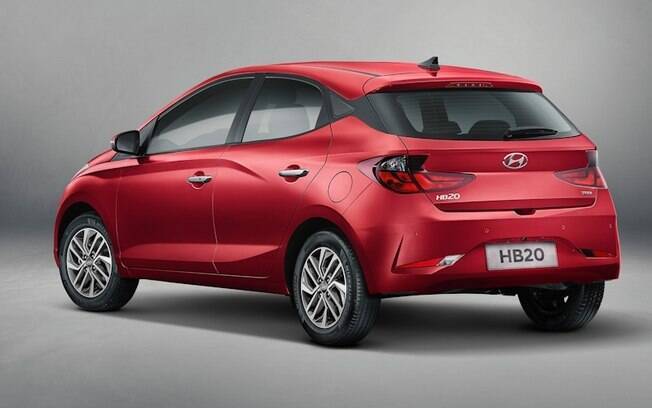 A traseira do novo Hyundai HB20 é motivo de polêmica nas redes sociais