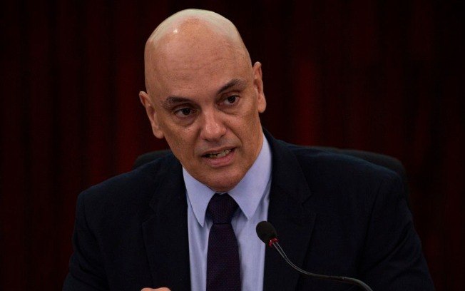As medidas cautelares impostas ao ex-presidente incluem o uso de tornozeleira eletrônica