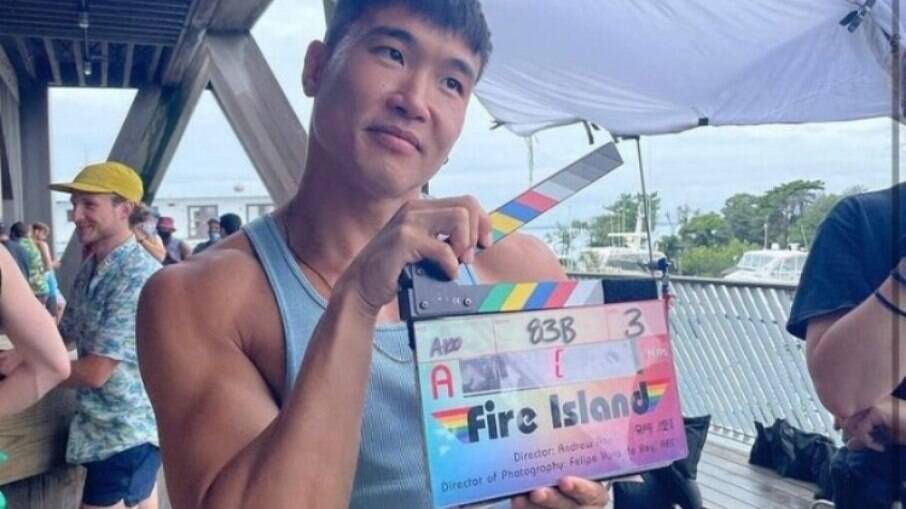 Fire Island': Comédia LGBTQIA+ inspirada em 'Orgulho e Preconceito' ganha  data de estreia - CinePOP