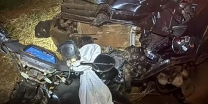 Colisão entre carro e ciclomotor deixa duas vítimas fatais em GO