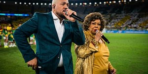 Web detona apresentação de Alcione e Belo durante Hino Nacional