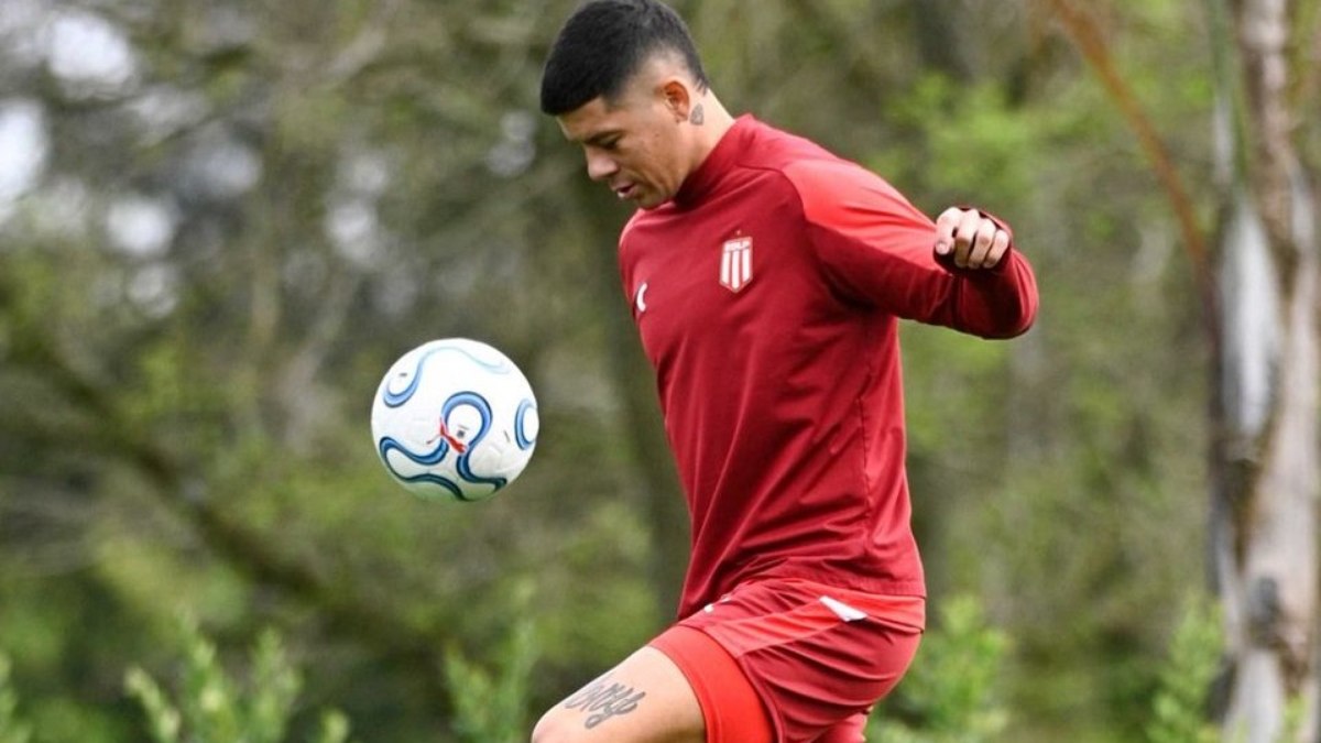 Marcos Rojo em treino pelo Estudiantes Marcos Rojo em treino pelo Estudiantes