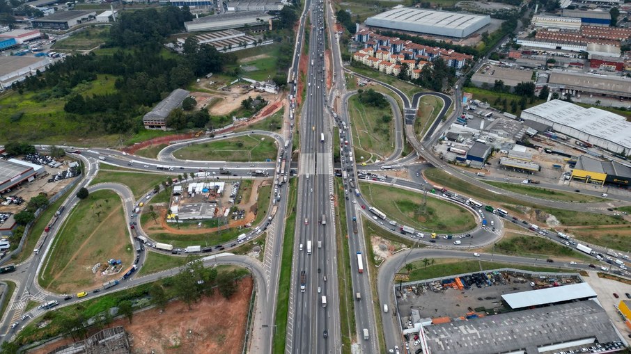 As duas obras que levaram mais de dez anos para serem concluídas. As duas obras que levaram mais de dez anos para serem concluídas.