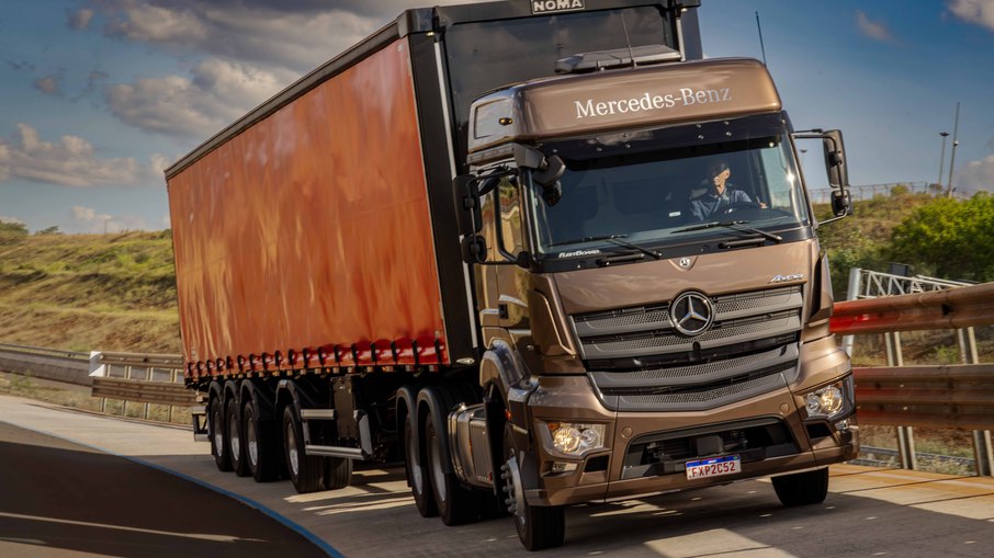 Mercedes-Benz Axor Mercedes-Benz Axor