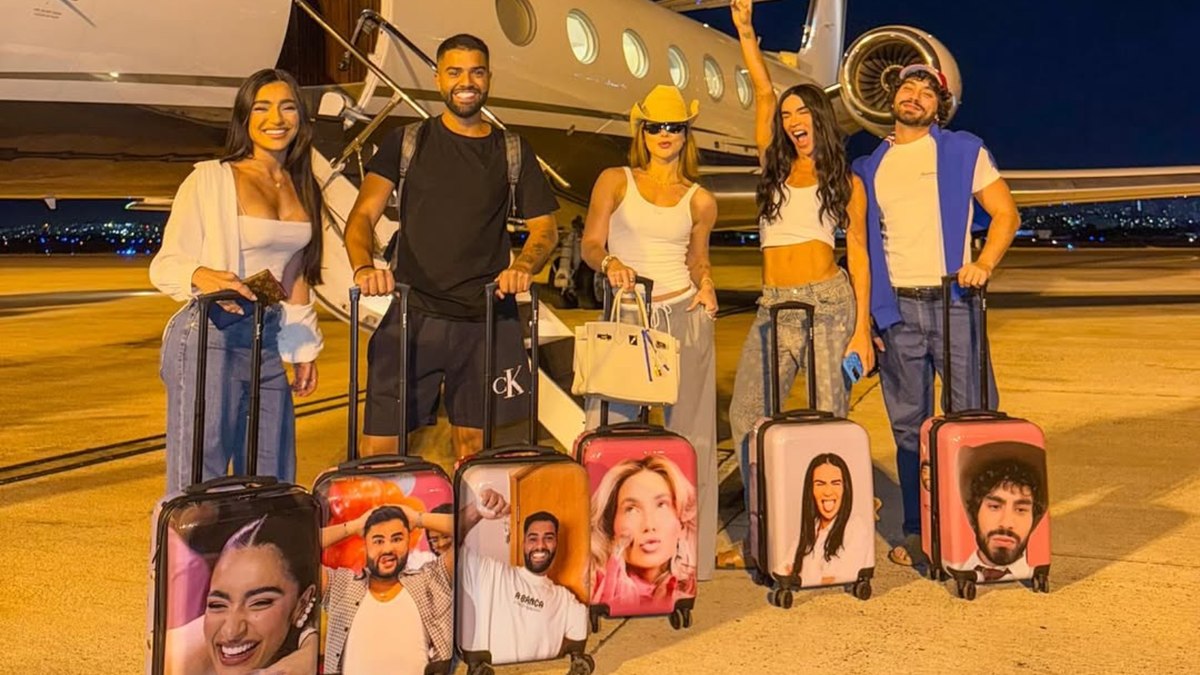 Virginia faz viagem com amigos