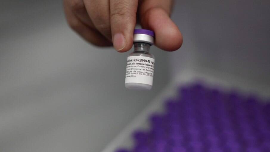 Pfizer está desenvolvendo novas versões da vacina contra covid-19