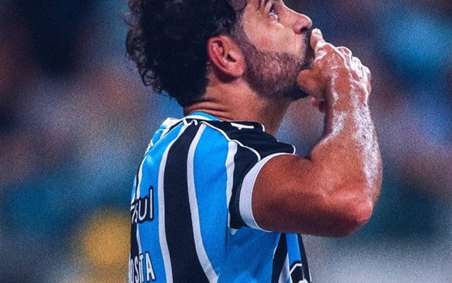 Com brilho de Diego Costa, Grêmio vence o Caxias e avança à final do Gaúcho