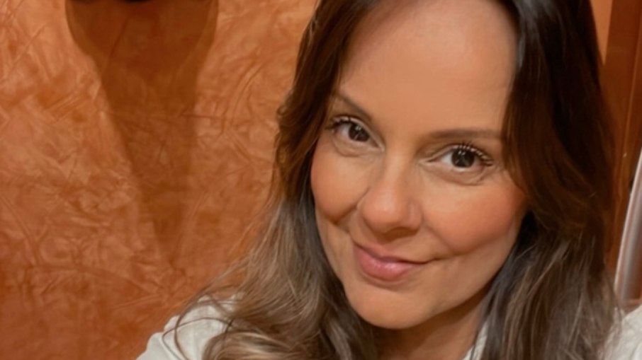 Fabíola Andrade anuncia saída da Globo após 15 anos Fabíola Andrade anuncia saída da Globo após 15 anos