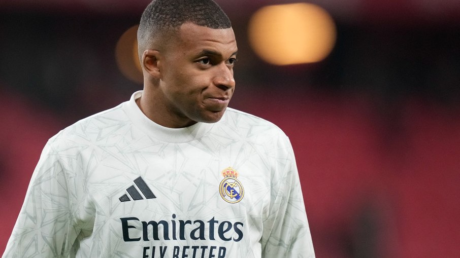 Kylian Mbappé vive fase ruim no Real Madrid