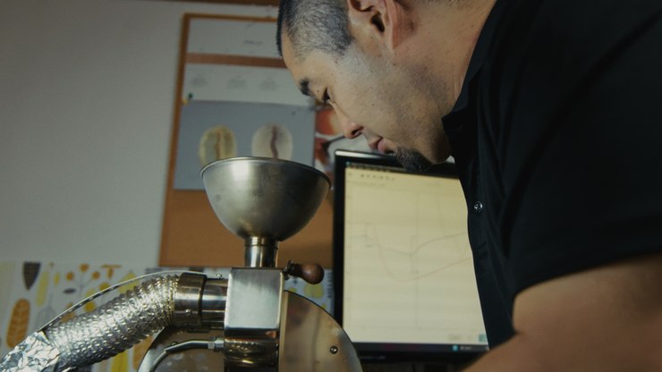 Brasileiro inova no mercado de
cafés especiais no Japão