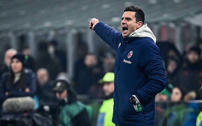 Thiago Motta durante partida do Bologna no Campeonato Italiano - Foto: Piero Cruciatti/AFP via Getty Images