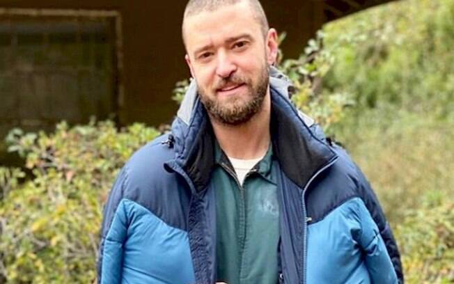 Justin Timberlake divulga as primeiras fotos de seu filho nas redes sociais