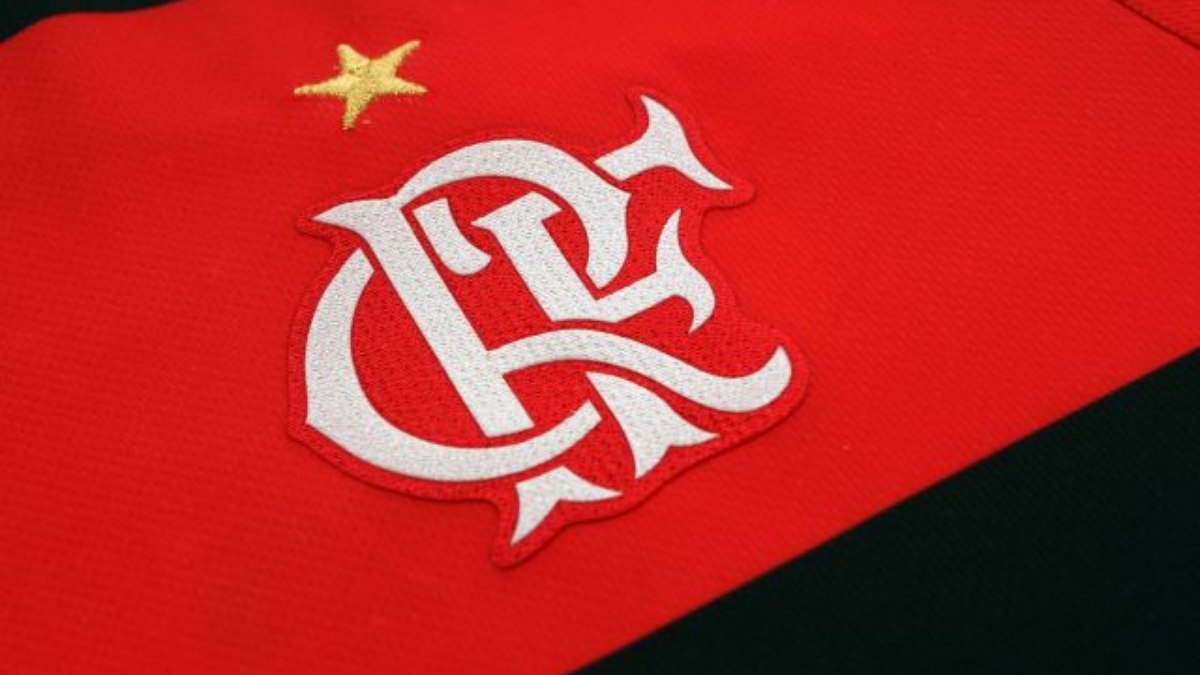 Flamengo empata com o Corinthians após refazer acordo com patrocinador