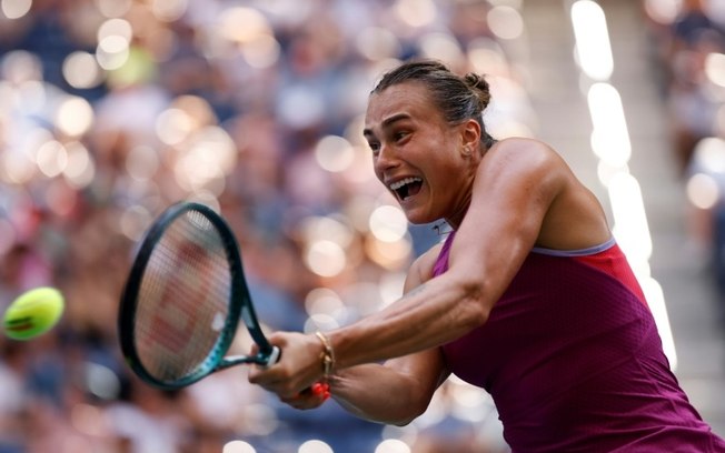 A bielorrussa Aryna Sabalenka durante o jogo contra a italiana Lucia Bronzetti pela segunda rodada do US Open, em Nova York, em 28 de agosto de 2024.