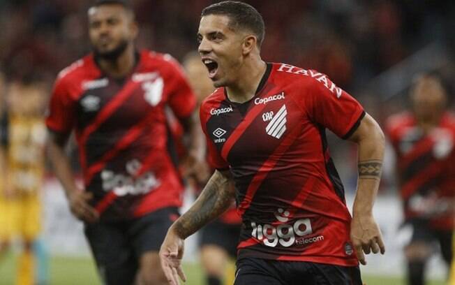 Em casa, Athletico-PR domina o The Strongest-BOL e vence a primeira na Libertadores 2022
