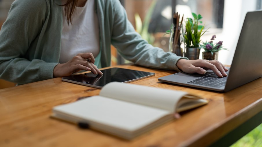 Uma seleção de notebooks que são ideais e suficientes para as atividades estudantis 