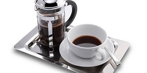 Anvisa proíbe três marcas de “café fake” por risco à saúde e fraude