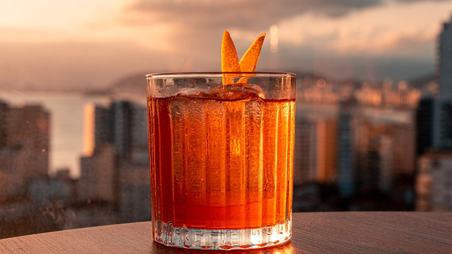 Drinks, frutos do mar, hambúguer e muito mais em restaurantes especiais Drinks, frutos do mar, hambúguer e muito mais em restaurantes especiais