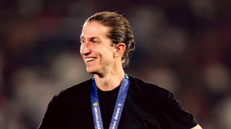 Filipe Luís reforça vontade de ficar no Fla: "Se depender de mim"