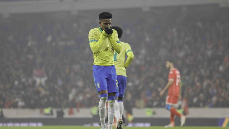 Est%C3%AAv%C3%A3o%20sobre%20segundo%20p%C3%AAnalti%3A%20Queria%20bater%2C%20mas%20veio%20a%20ordem%22