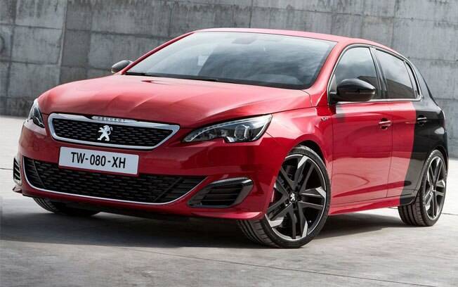 Ganhador do prêmio Carro do Ano da Europa 2014, o Peugeot 308 GTi tem motor 1.6 turbo de até 270 cv