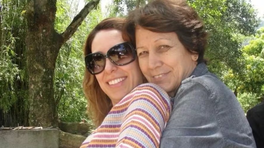 Natasha Dantas Emociona ao Celebrar Aniversário da Mãe Falecida