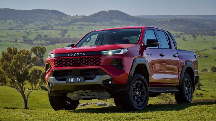Nova Toyota Hilux é revelada e deve chegar ao Brasil em 2026