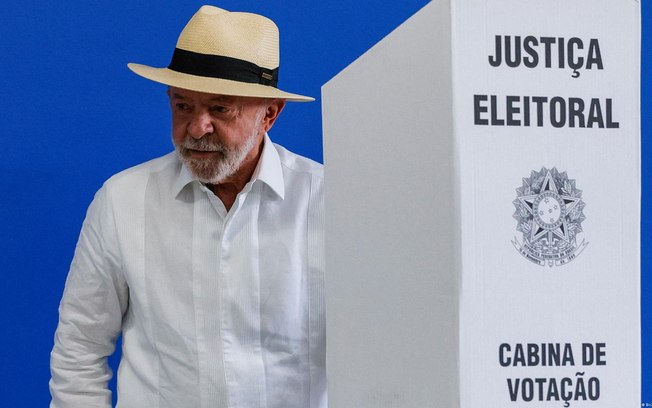 Participação de Lula em votos válidos encolheu em quase todo o Brasil Participação de Lula em votos válidos encolheu em quase todo o Brasil