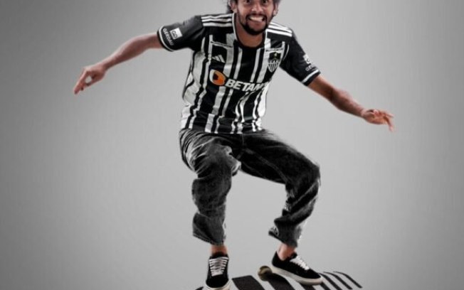 Rodrigo Caetano deu detalhes da contratação de Gustavo Scarpa Rodrigo Caetano deu detalhes da contratação de Gustavo Scarpa