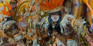 Dragões fecha Samba-Enredo só com notas 10, mas segue em 6º