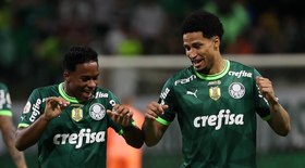 Palmeiras goleia o América e amplia vantagem na liderança