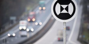 Placa de trânsito rara existe apenas 13 vezes; veja função