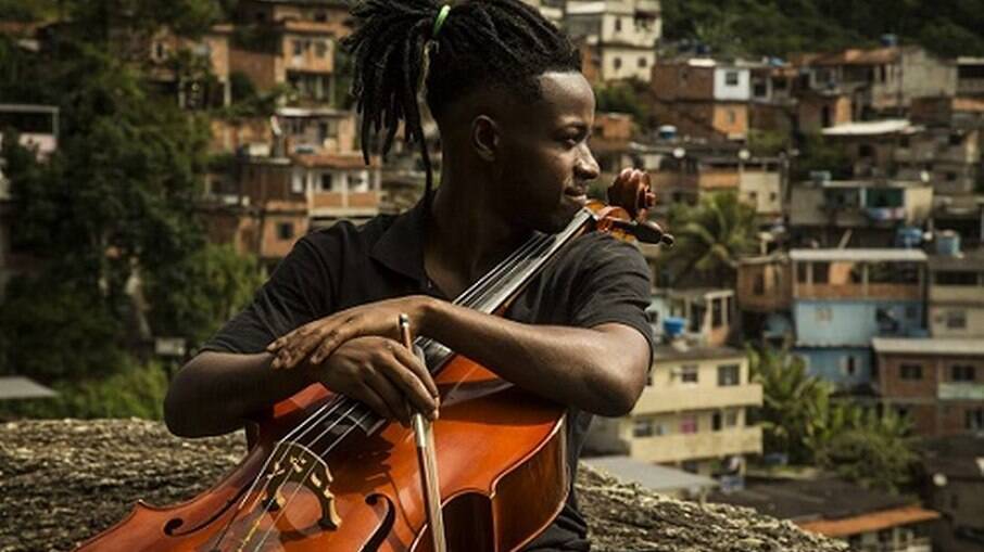 Luiz Carlos Justino, violoncelista que foi preso injustamente por causa de um reconhecimento fotográfico 