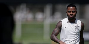 Corinthians deve se desfazer de lateral após chegada de Angileri