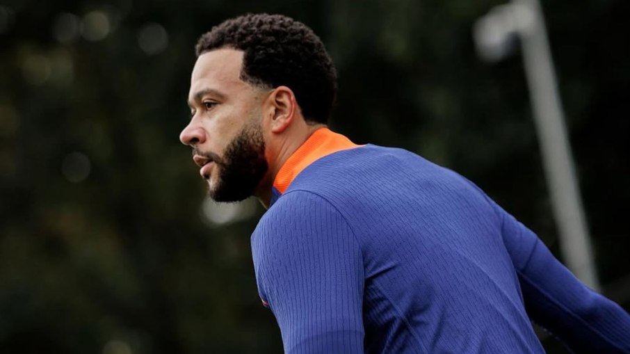 Memphis aumenta marca histórica, mas é cornetado por corintianos