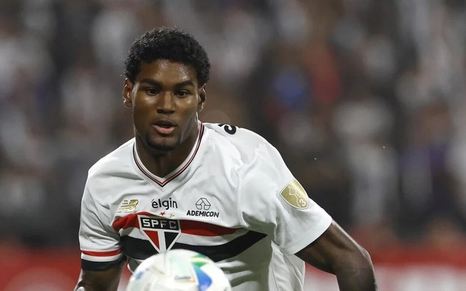 Lucas Ferreira, cria do São Paulo, foi vendido ao Shakhtar Lucas Ferreira, cria do São Paulo, foi vendido ao Shakhtar