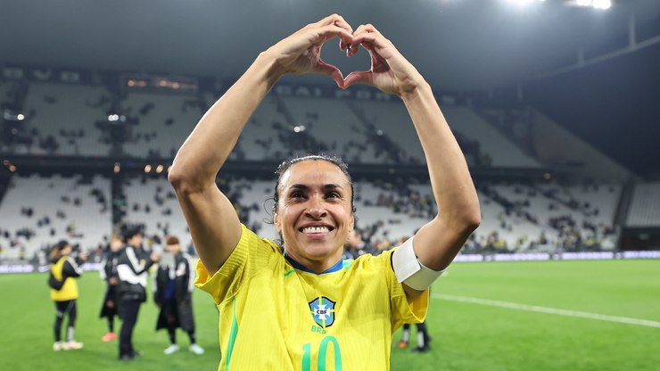 Marta em campo? Seleção volta a enfrentar o Japão nesta segunda