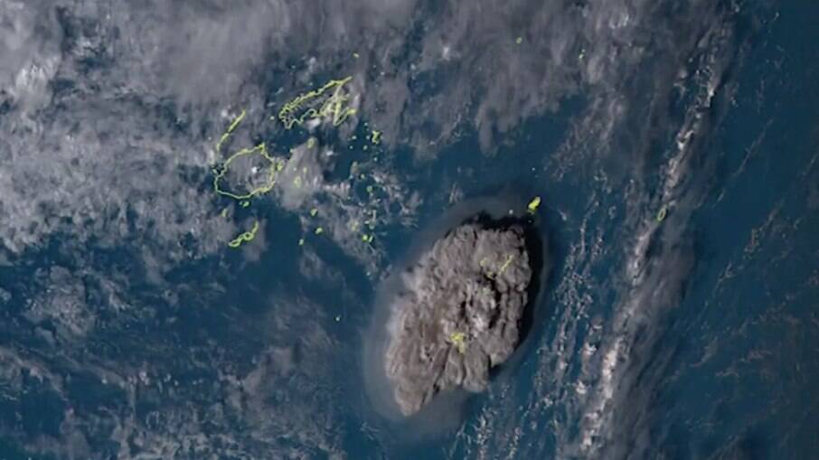 Erupção do vulcão Tonga teve mais impacto que a bomba de Hiroshima