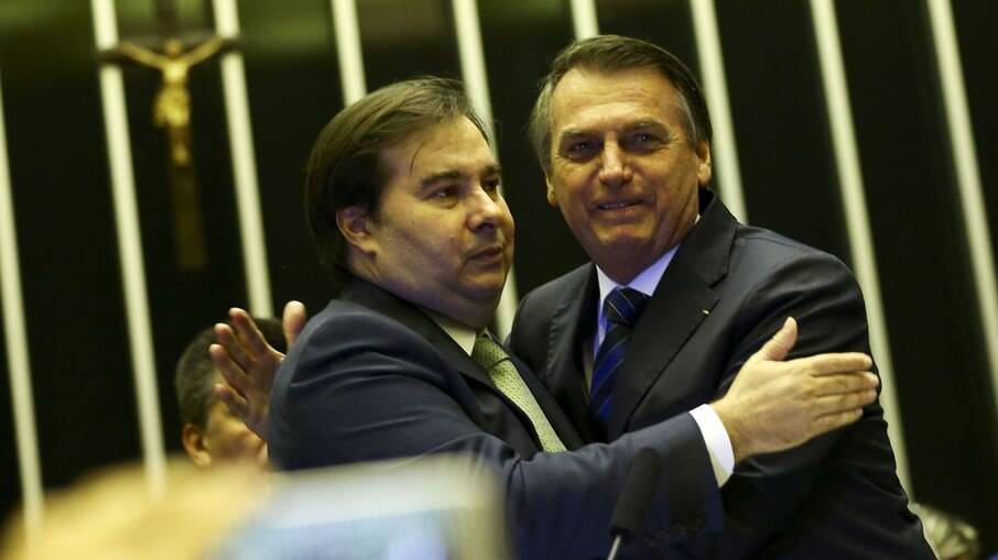 Bolsonaro afirmou, indiretamente, que Maia quis 