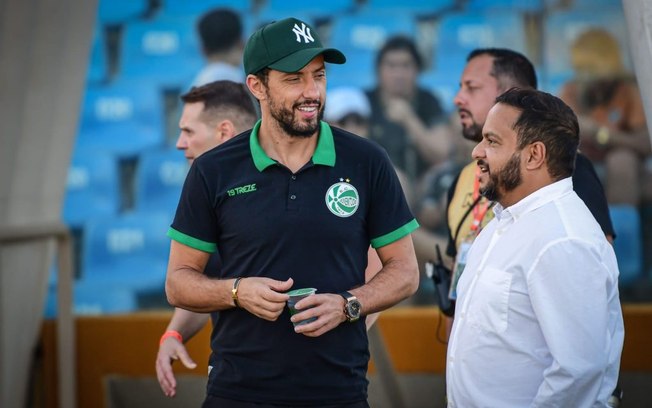 Júlio Rondinelli é o favorito para assumir o futebol do Coritiba Júlio Rondinelli é o favorito para assumir o futebol do Coritiba