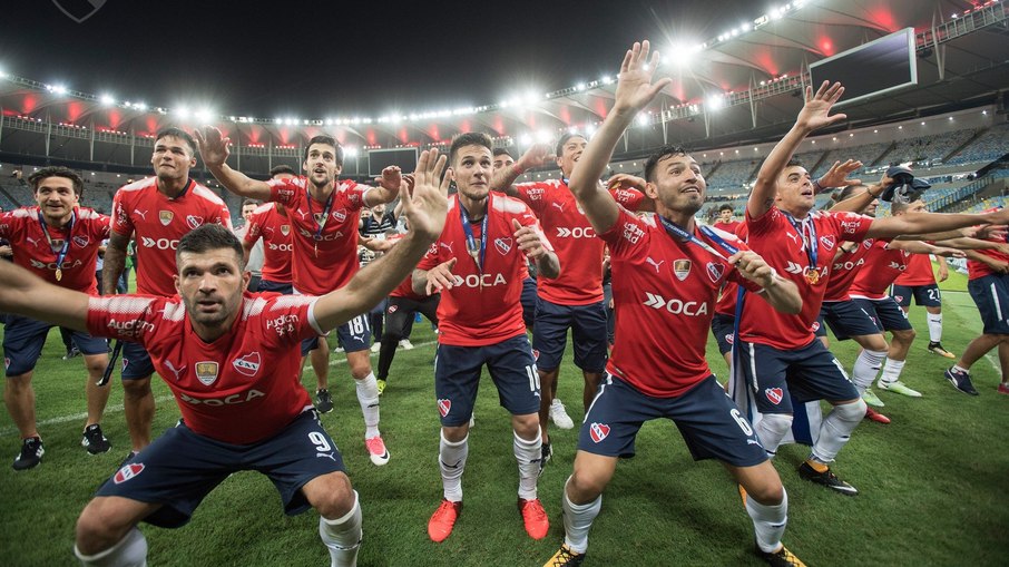 Independiente comemorando o título da Copa Sul-Americana de 2017 sobre o Flamengo