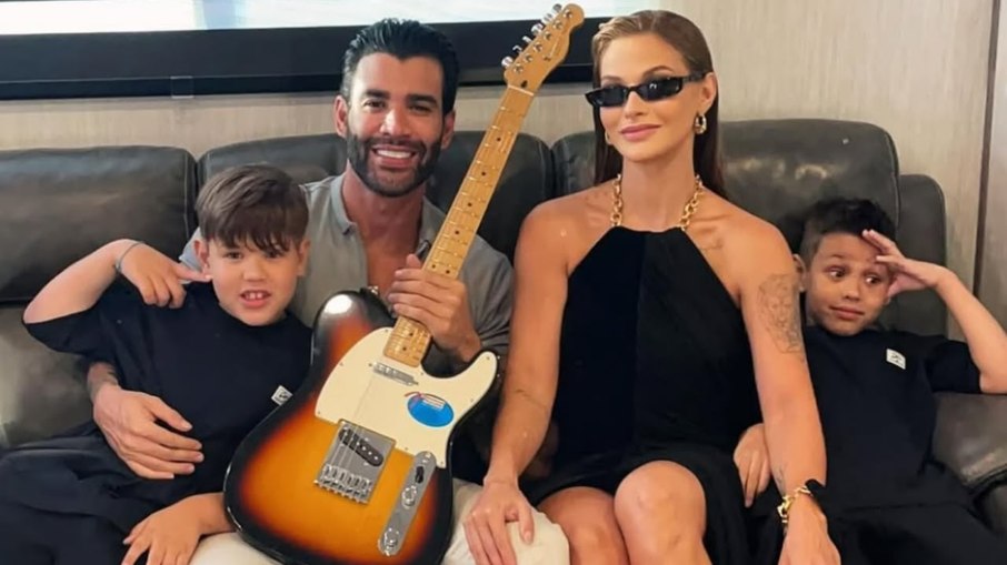 Andressa Suita, Gusttavo Lima e os filhos 