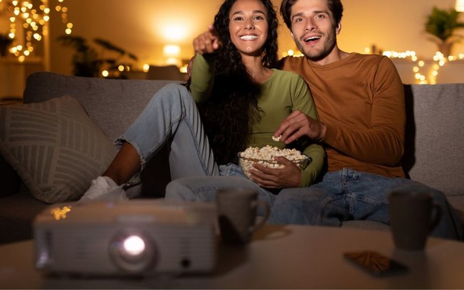 3 melhores projetores domésticos para fazer um cinema em casa