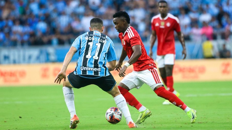 O Internacional perdeu o jogo de ida por 3 a 0