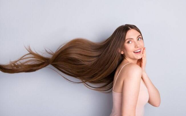 Madeixas longas e saudáveis: saiba como acelerar crescimento dos cabelos